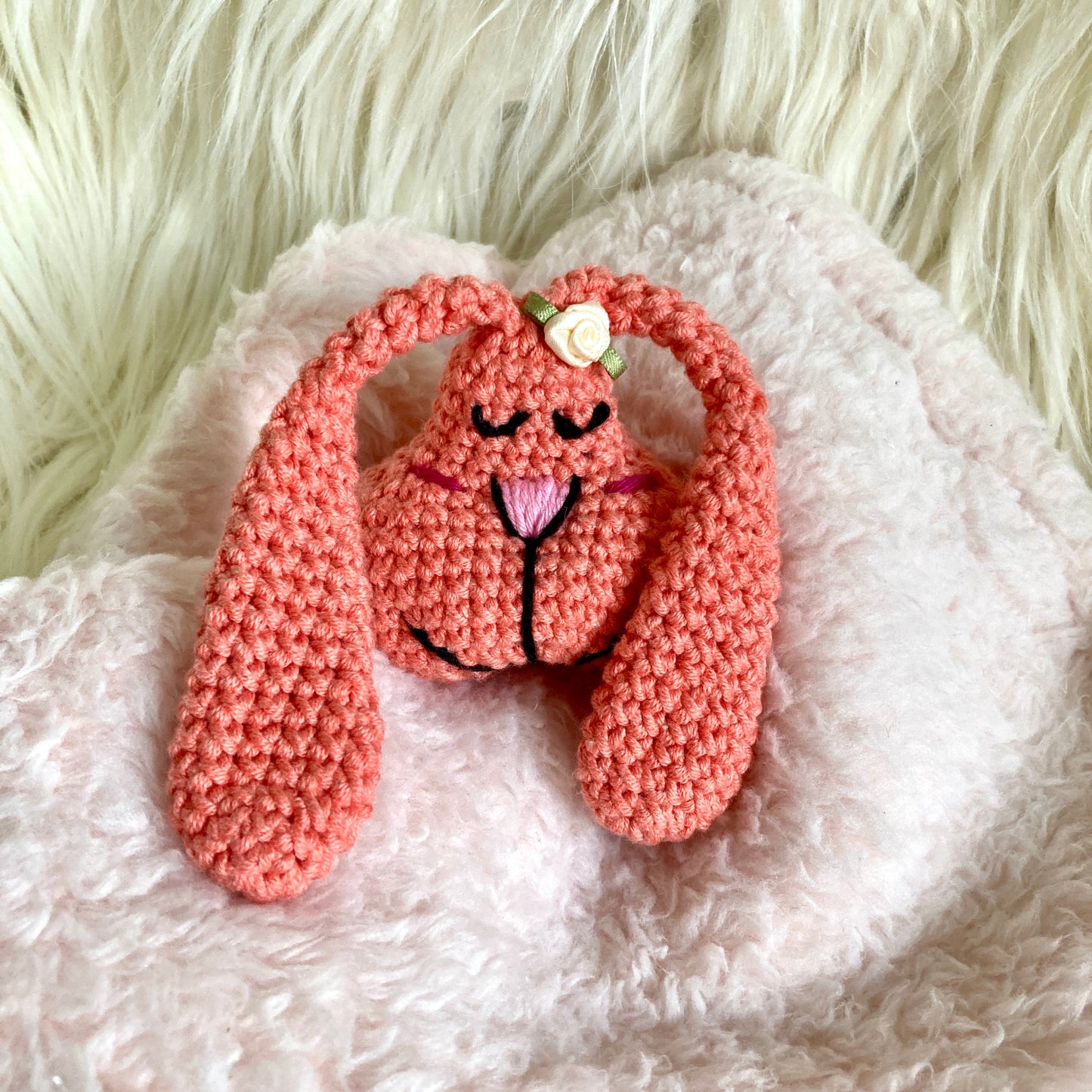 RABBIT PINPIN RATTLE Toutou-Doudou (#917)