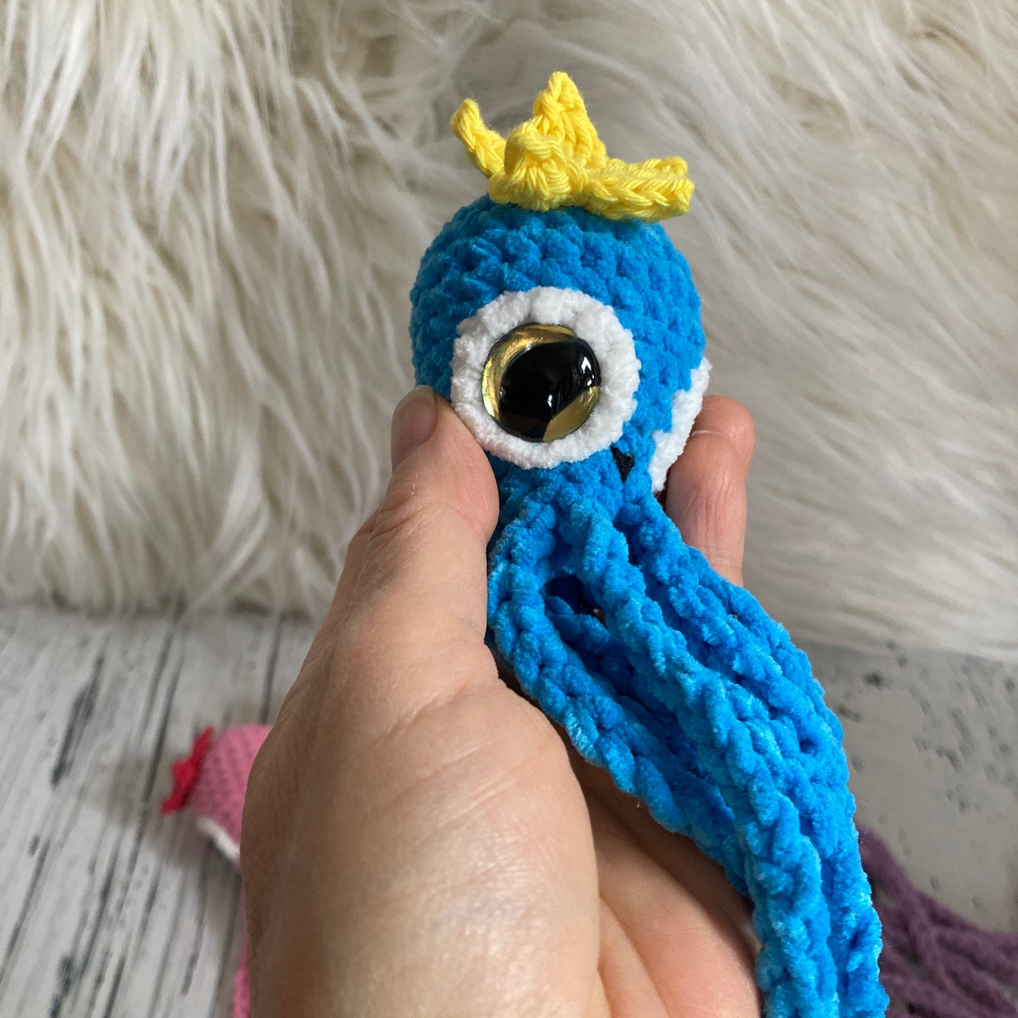 MINI OLLIE LA PIEUVRE - Darling Bleu - Amigurumi HOCHET avec MAGNIFIQUES YEUX IRIDESCENTS OR (#1066)