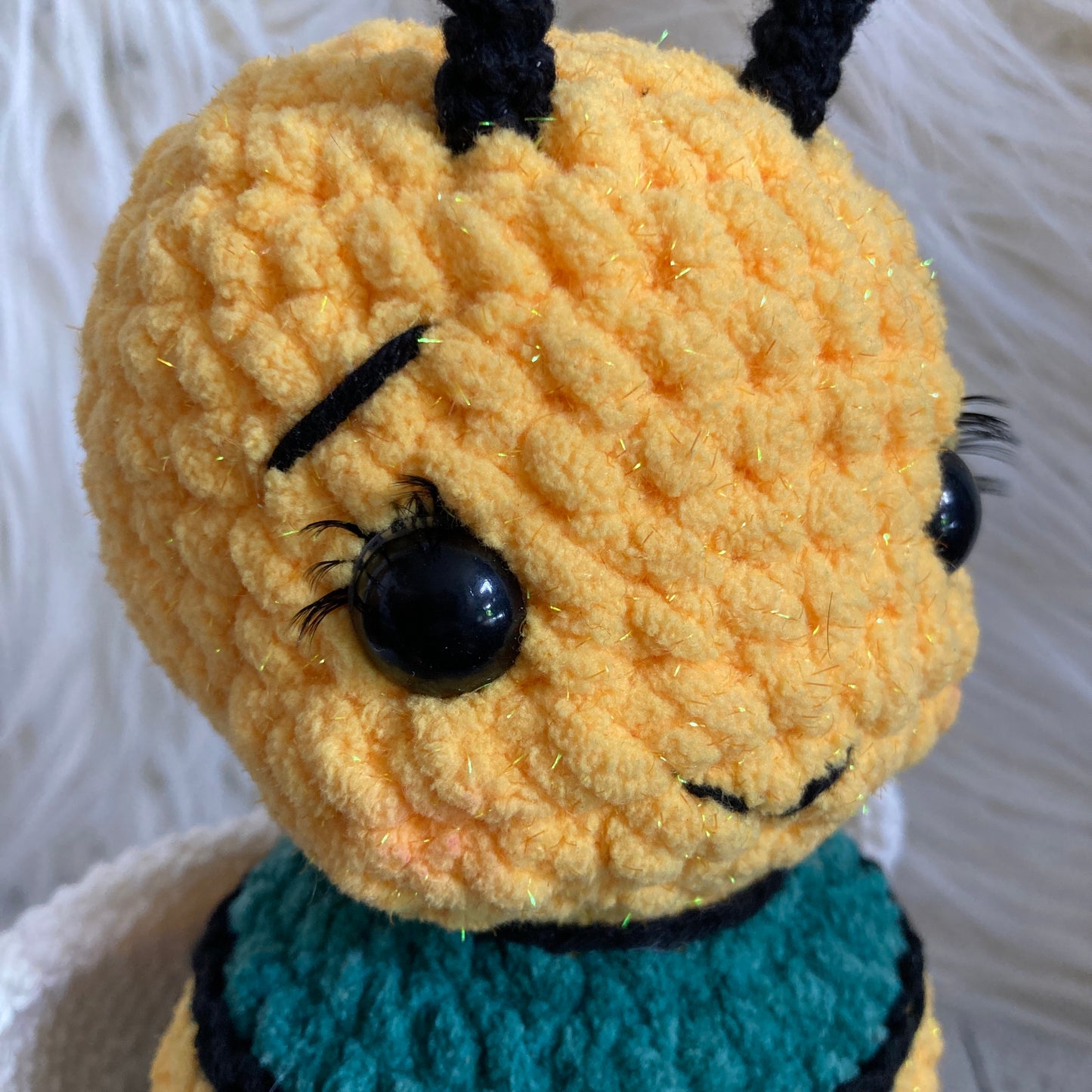 BEEBEE L’ABEILLE aux couleur Bling-bling Jaune et vert (1036)