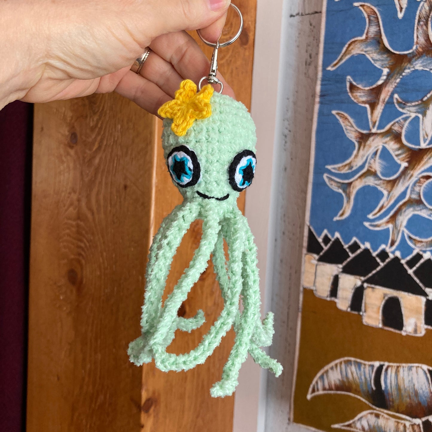 PORTE-CLÉS MINI OLLIE LA PIEUVRE VERTE - Amigurumi qui BRILLE DANS LE NOIR