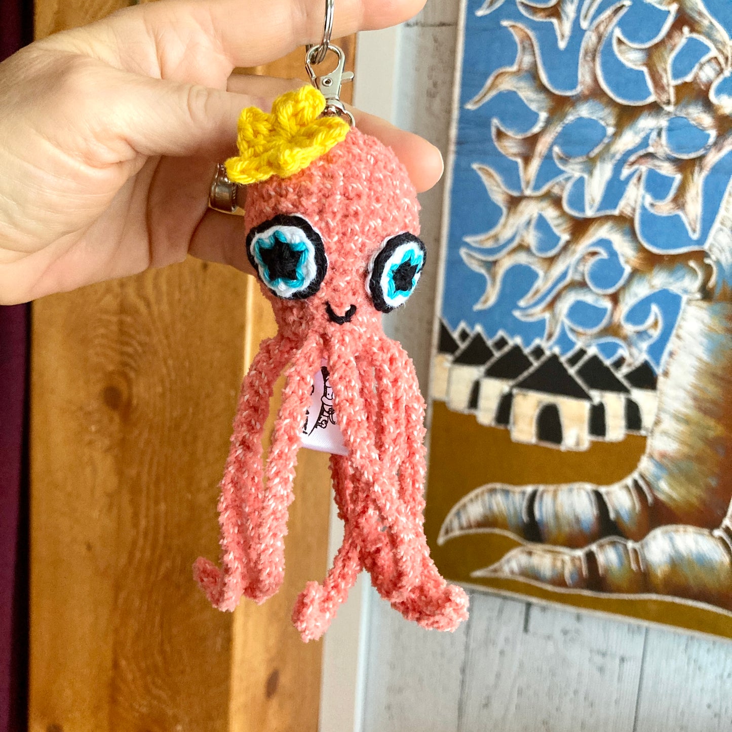 PORTE-CLÉS MINI OLLIE LA PIEUVRE CORAIL - Amigurumi qui BRILLE DANS LE NOIR