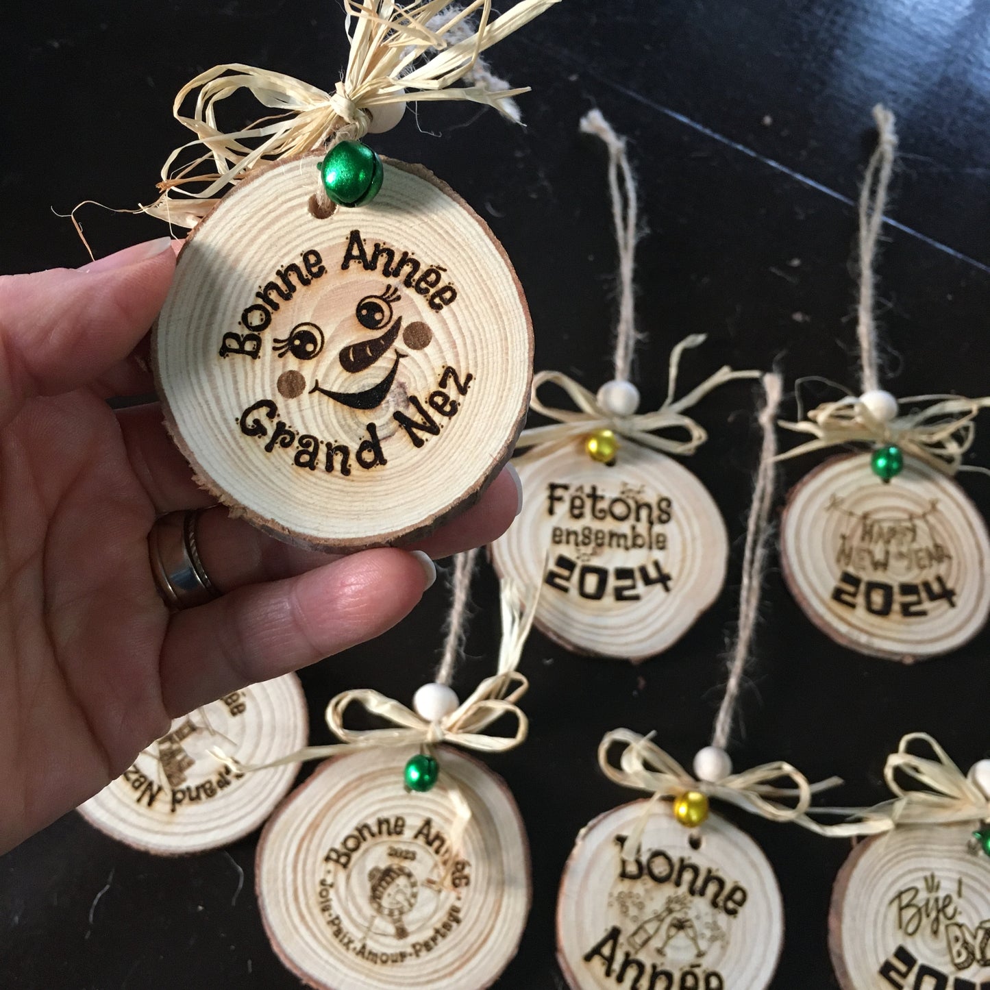 ORNEMENT pour CADEAUX ou SAPIN - BONNE ANNÉE
