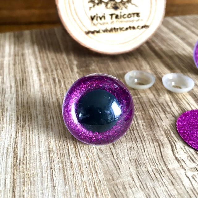 YEUX BLING-BLING couleur 3)FUSCHIA / 24mm