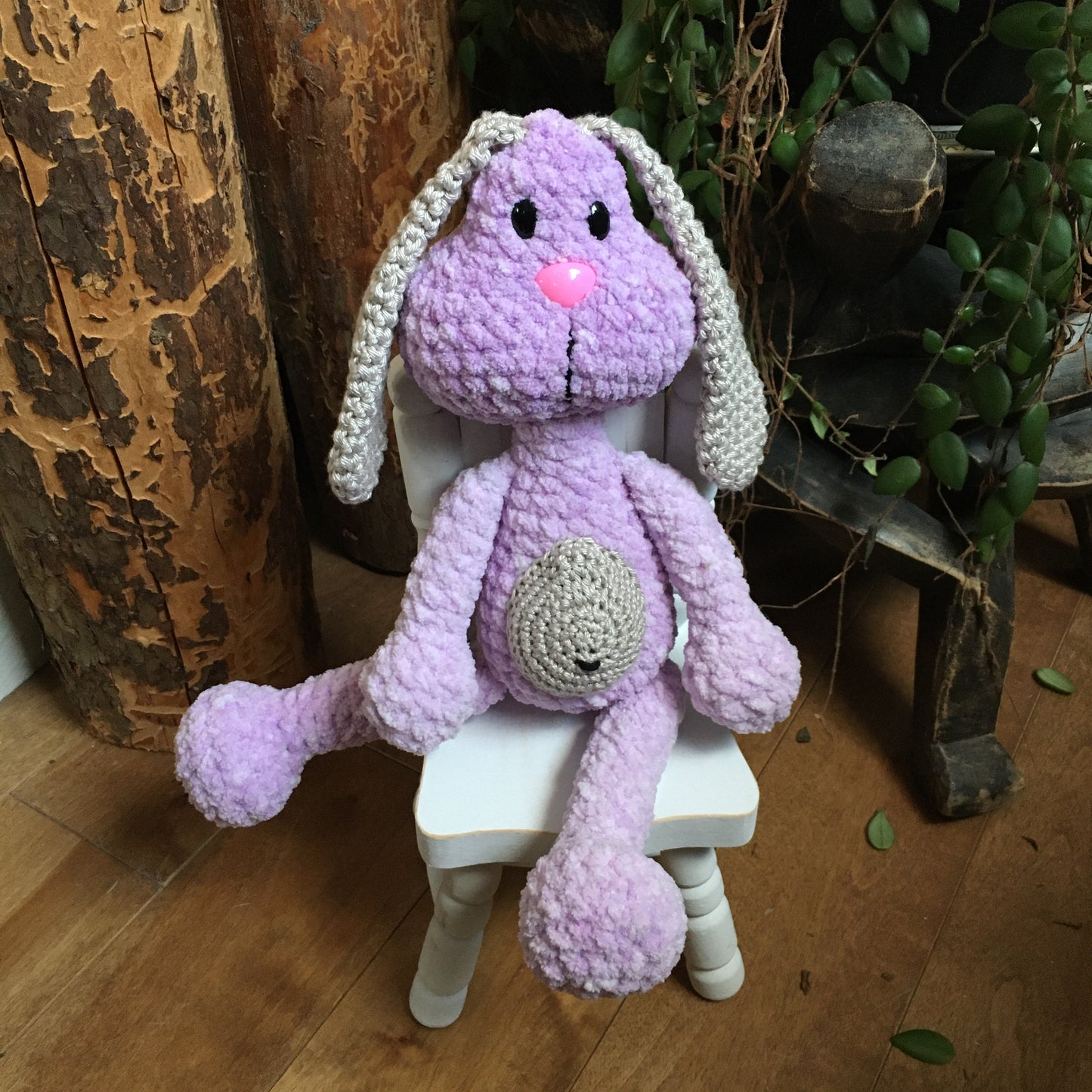 PERLIN PINPIN le lapin Squeeze-it aux oreilles tombantes- Lilas et beige (#886)