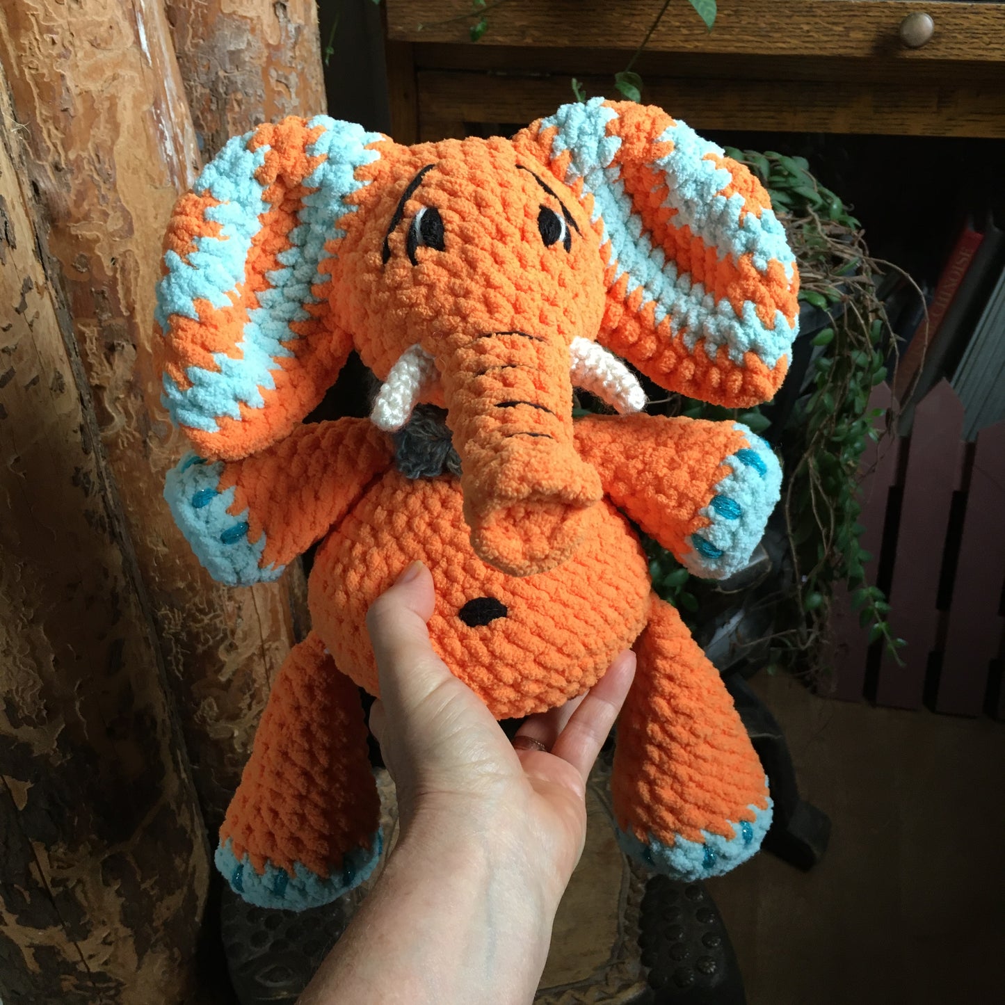 Orangina The elephant with Big Belly, Orange and Aqua, can be personalized in doggies