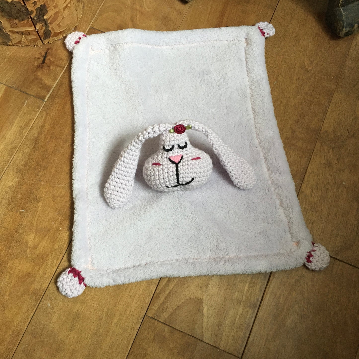 LAPIN HOCHET Toutou-Doudou (#881) Contient coton biologique