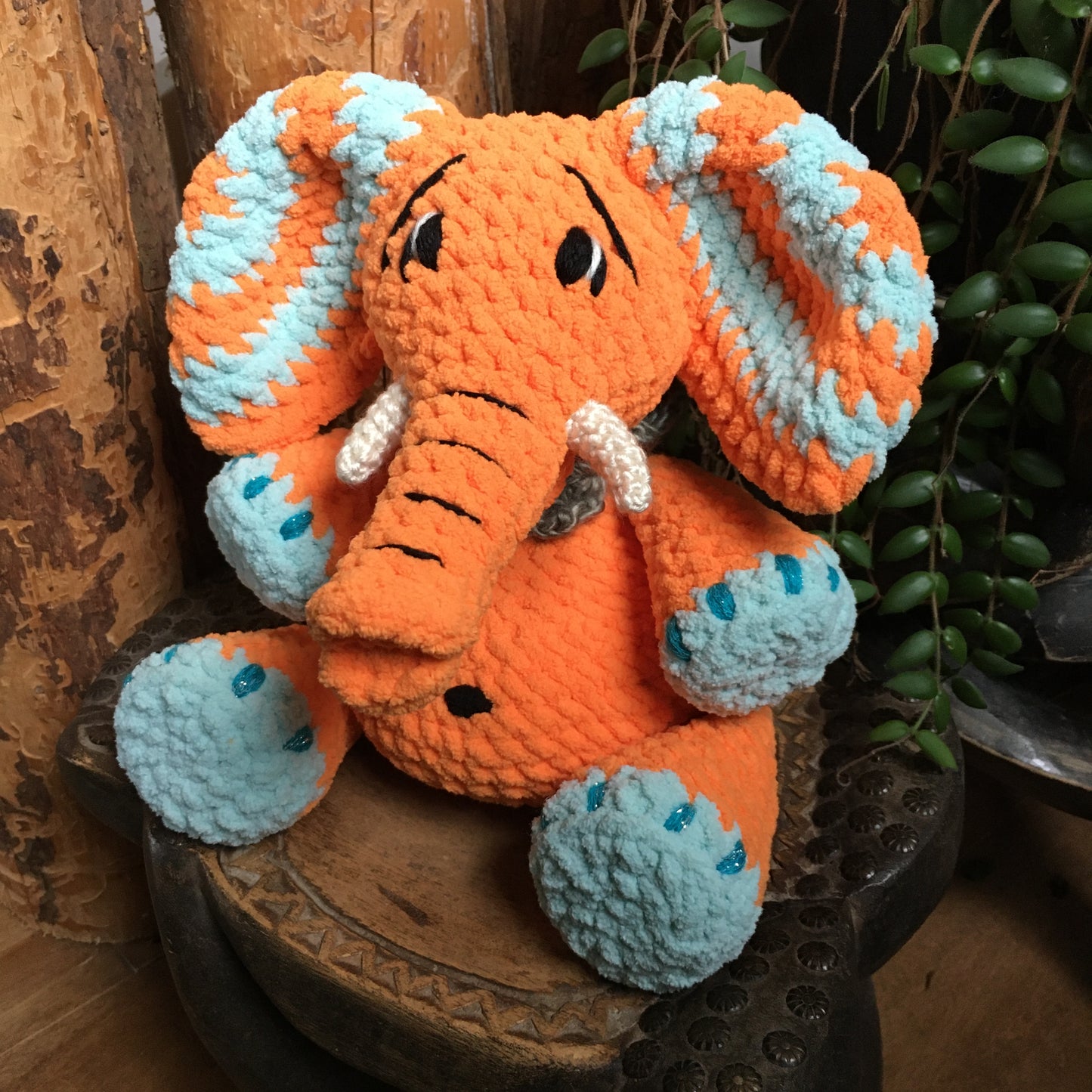 Orangina The elephant with Big Belly, Orange and Aqua, can be personalized in doggies