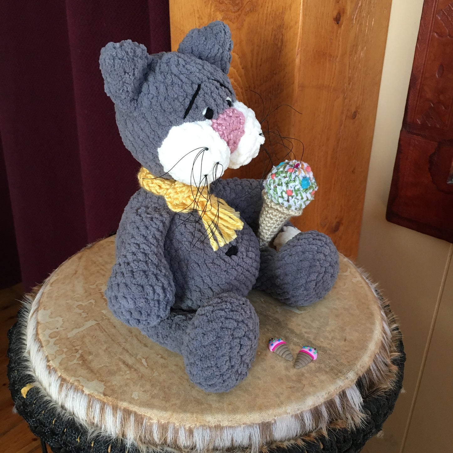 PRE ORDER - GRIPPETTE the gray greedy kitten