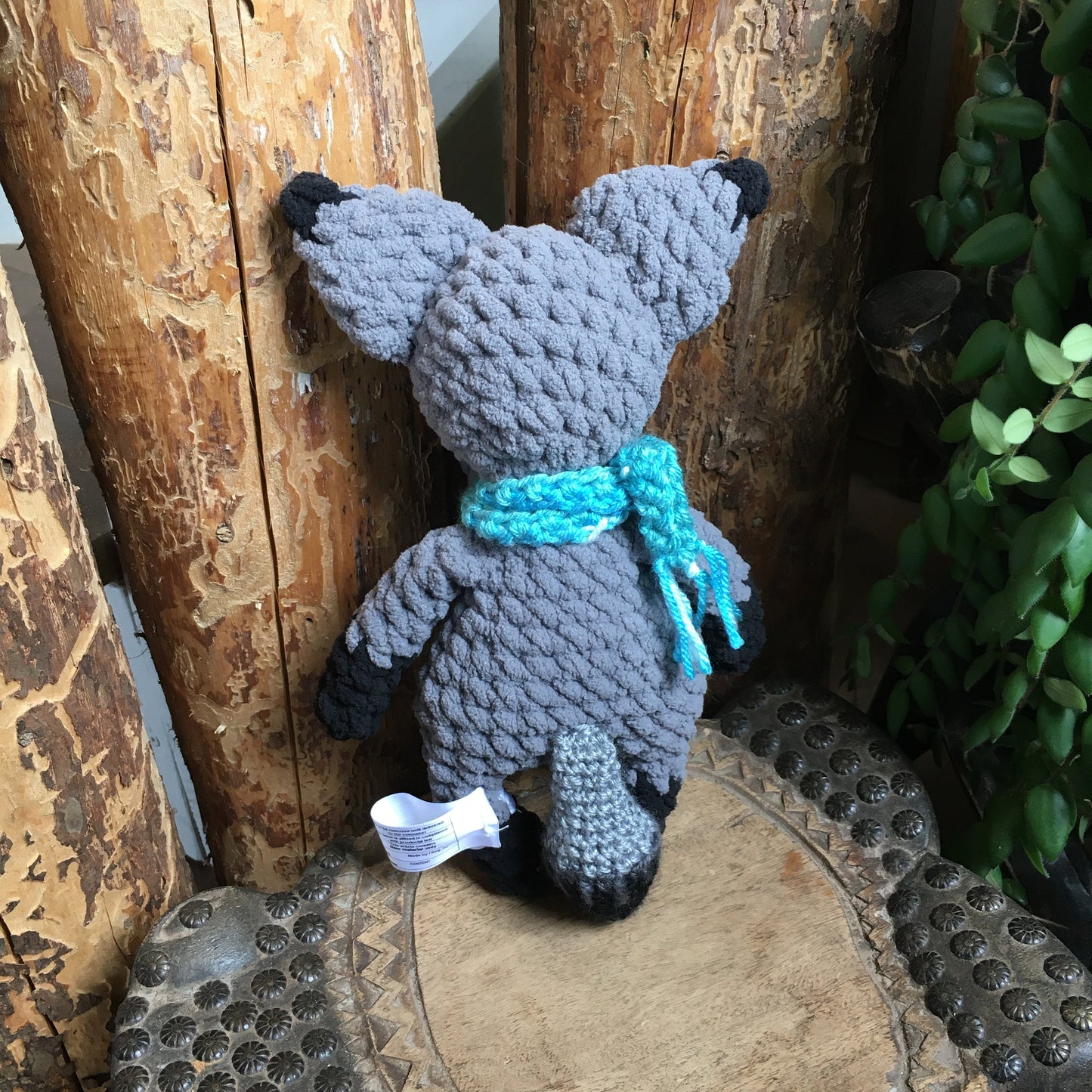 MIKALOUP le petit loup gris