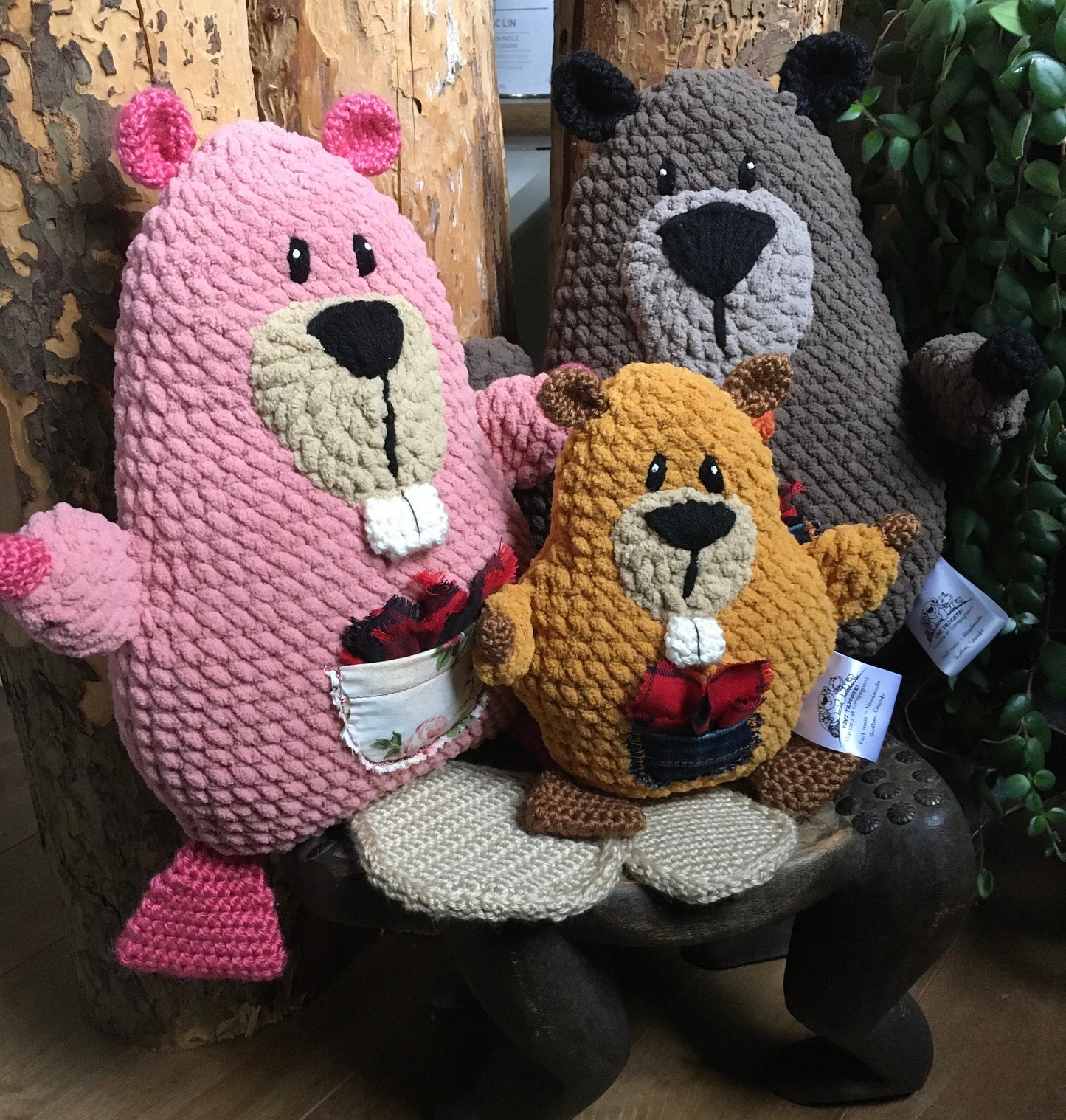 PRE ORDER - WILMA THE MOTHER BEAVER pink, friend of the tooth fairy