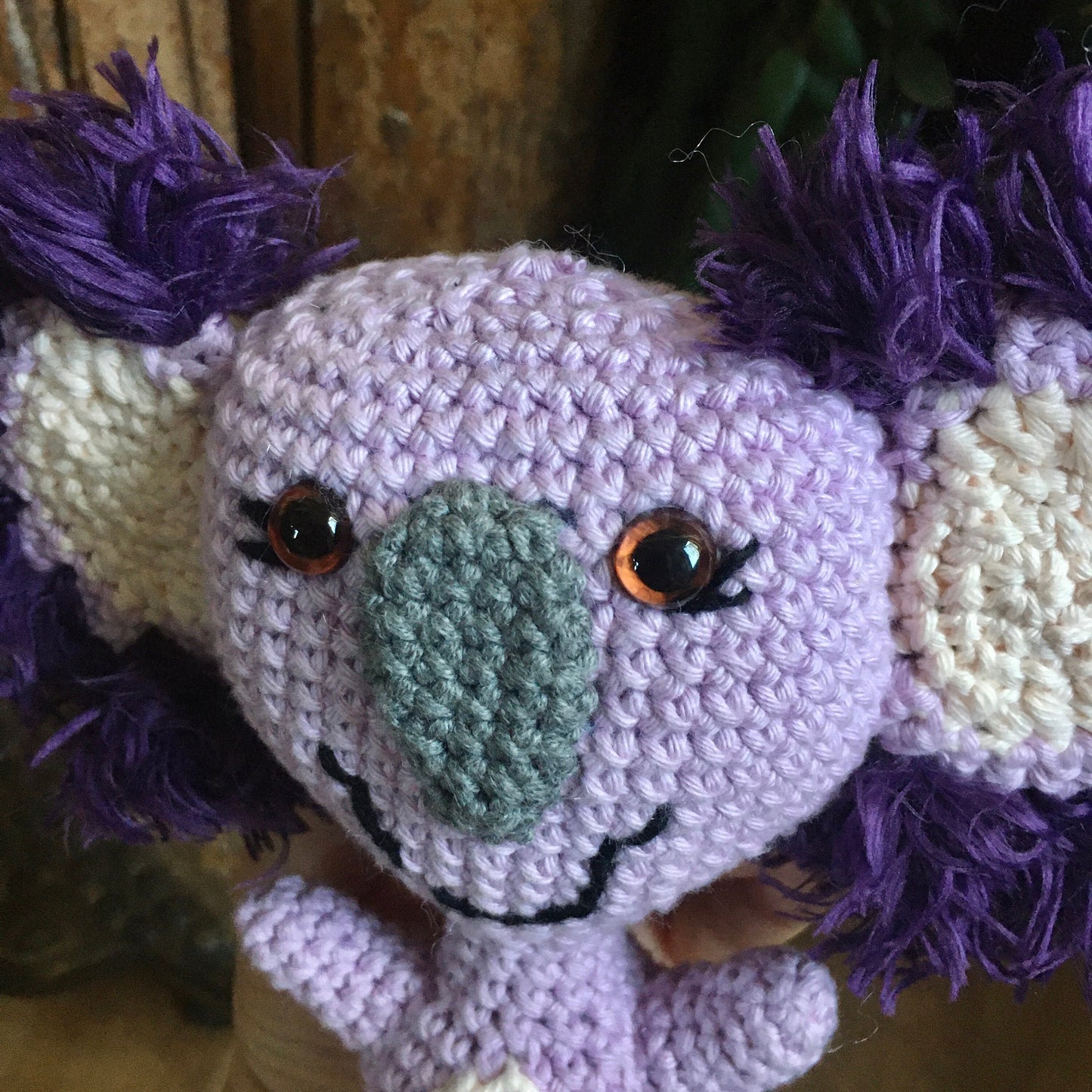 LE KOA-LALA, Patron au crochet à télécharger, PDF Français et Anglais, un p’tit koala aux 2 visages… un côté joyeux et un côté plus triste.