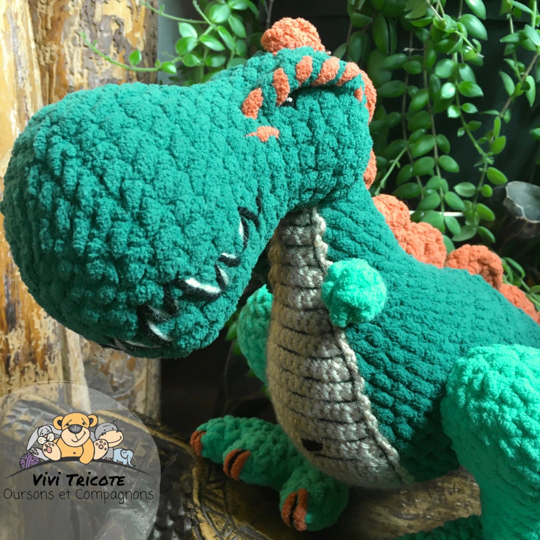 REX LE T-REX, Patron au crochet à télécharger, PDF Français et Anglais