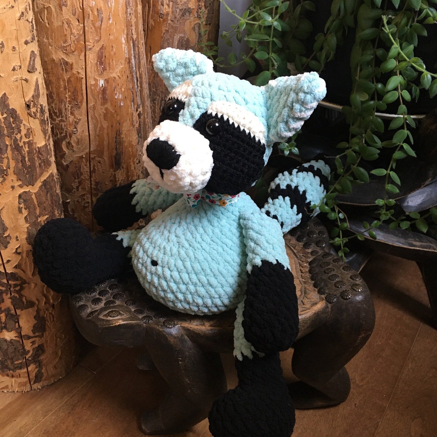 Muffin The RACOON with a BIG BELLY, turquoise and black, amigurumi friend of the boreal forest, can be personalized in born plushie