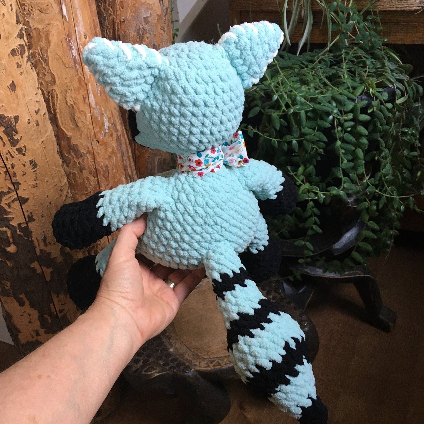 Muffin The RACOON with a BIG BELLY, turquoise and black, amigurumi friend of the boreal forest, can be personalized in born plushie