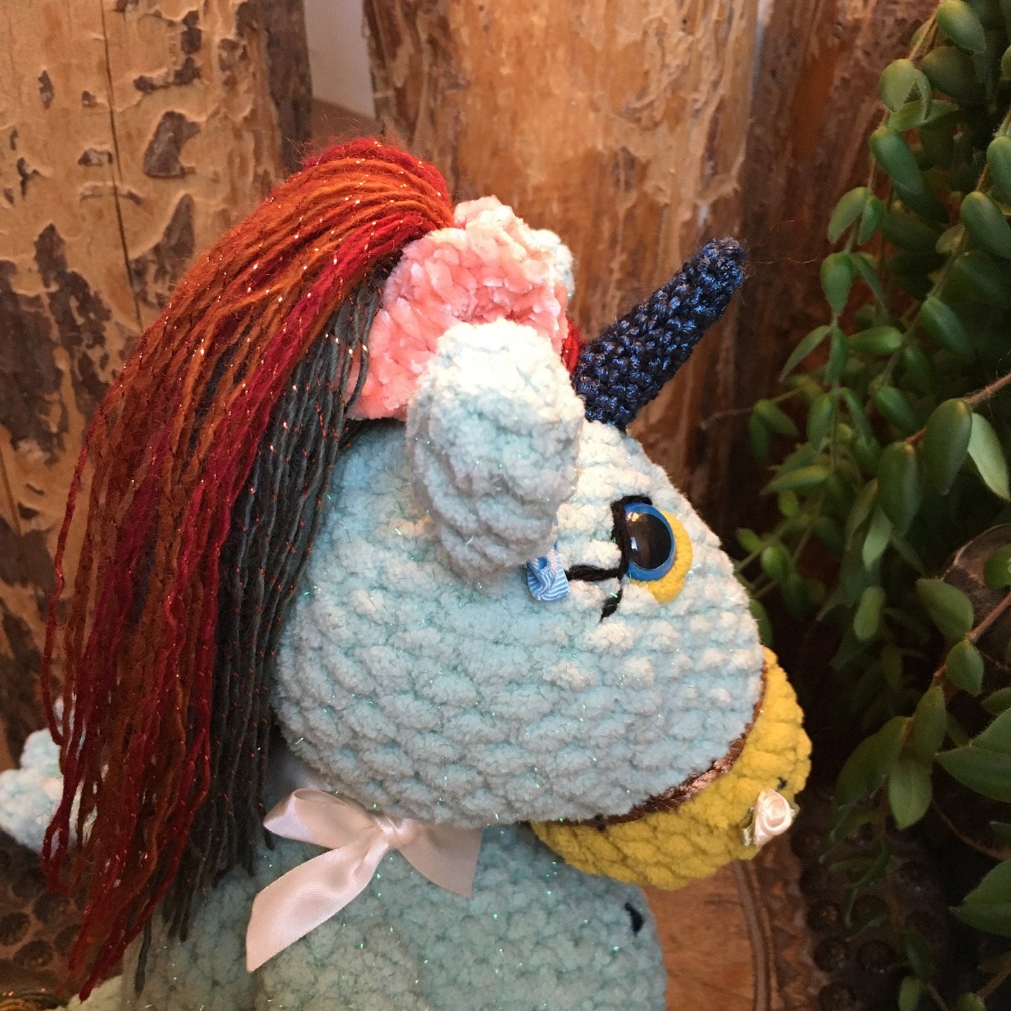 GAÏA, LA LICORNE BLING-BLING À COIFFER aux couleurs scintillantes vert et jaune mousse, cadeau unique très girly, Peut être personnalisée en TOUTOU DE NAISSANCE