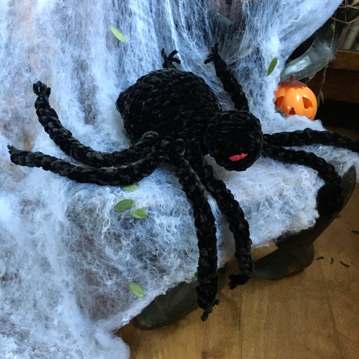 MIMI SPIDER VELVET - amigurumi araignée Noir