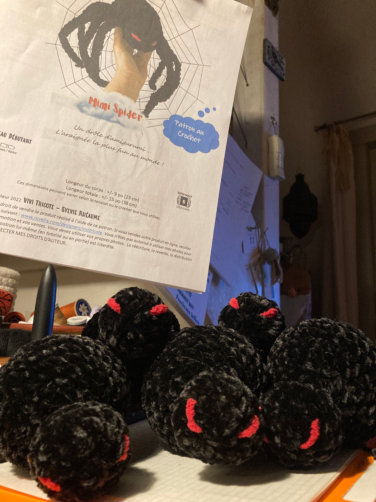 MIMI SPIDER VELVET - amigurumi araignée Noir