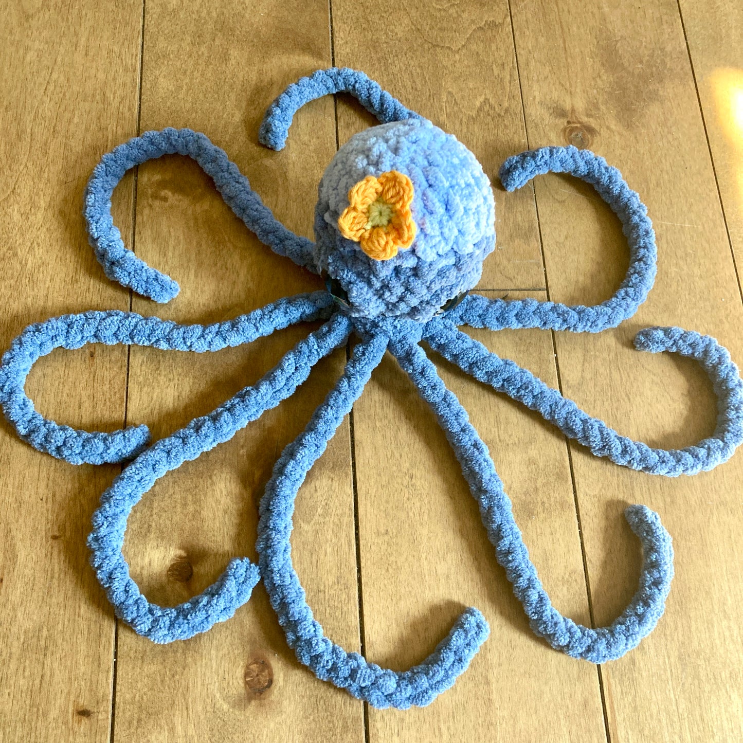 OLLIE LA PIEUVRE bleue - Amigurumi HOCHET avec MAGNIFIQUES YEUX IRIDESCENTS (#1037)