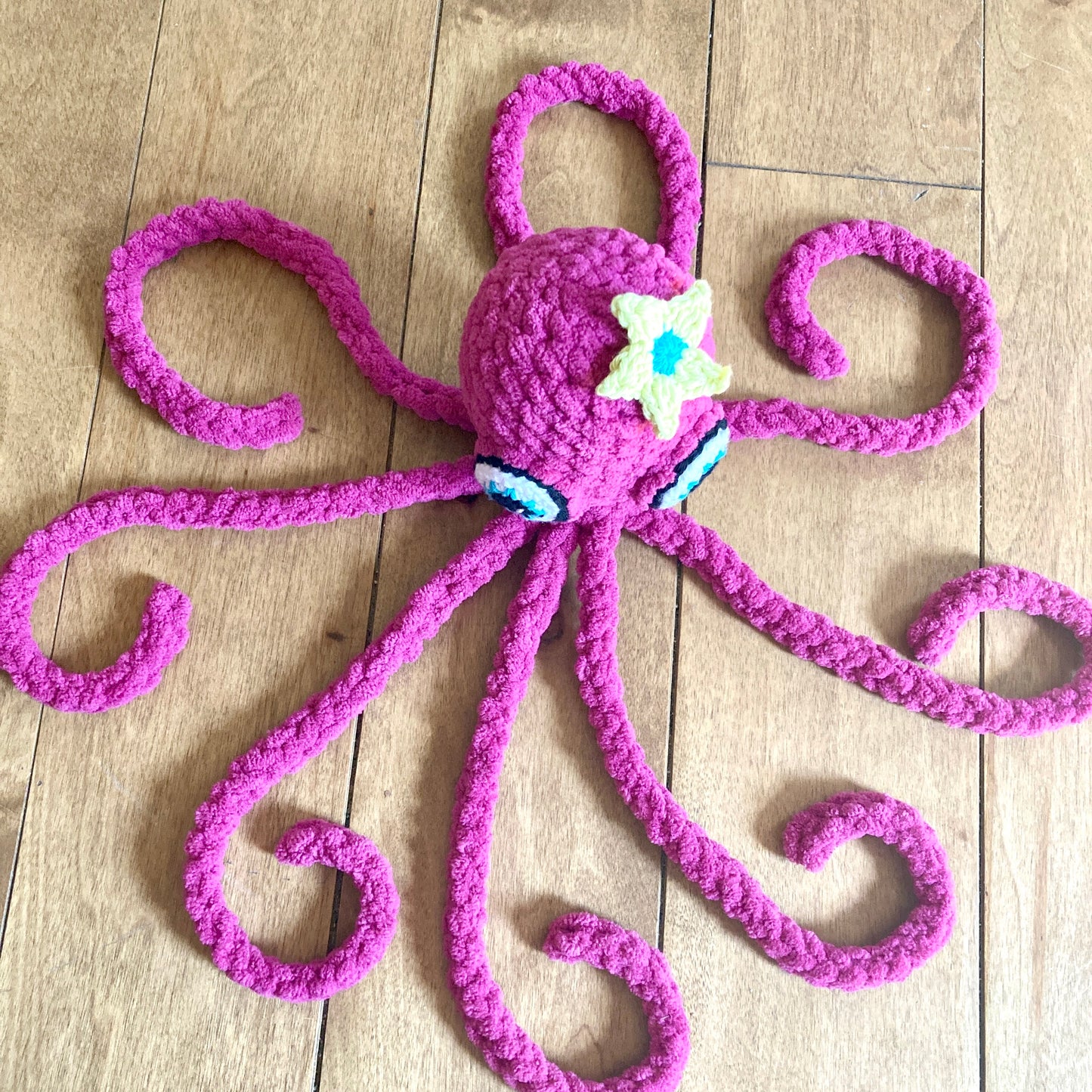 OLLIE LA PIEUVRE Fuchsia - Amigurumi HOCHET (#1044)