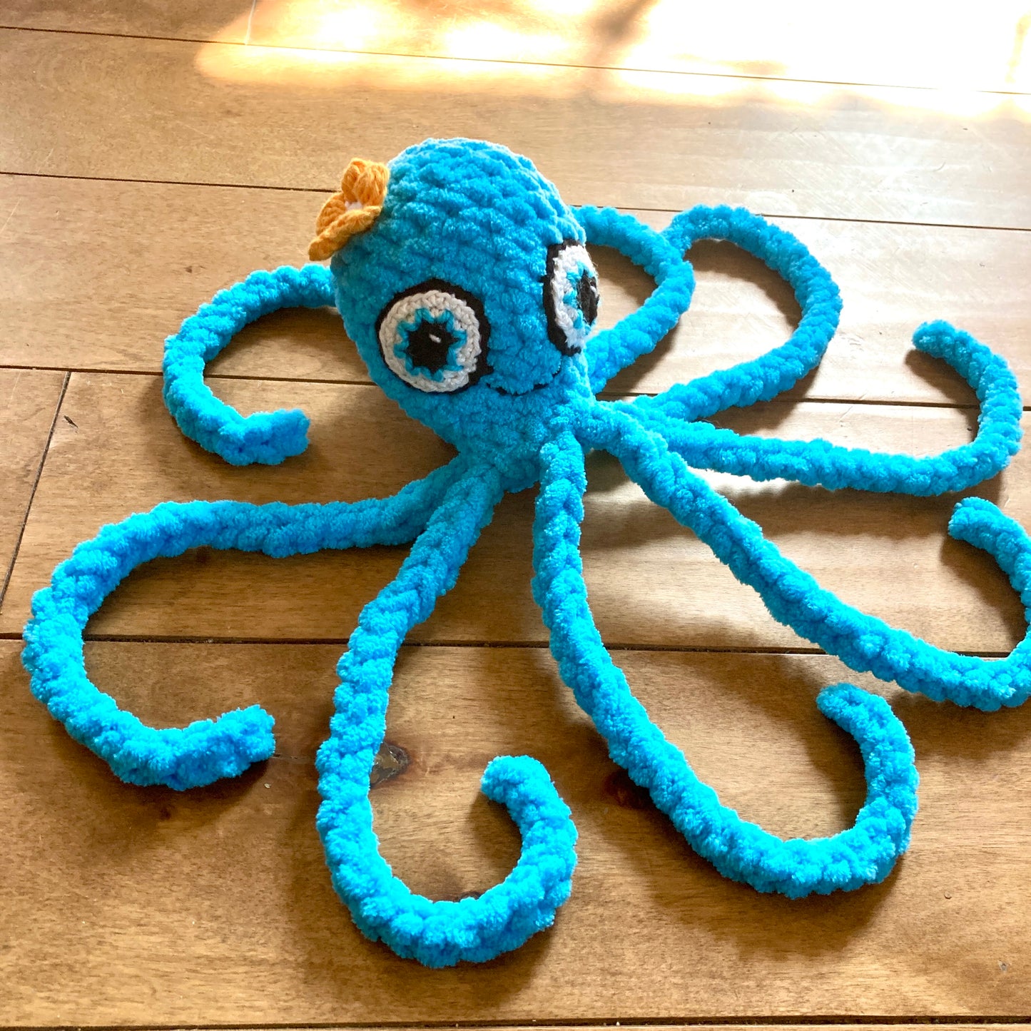 OLLIE LA PIEUVRE BLEUE CIEL - Amigurumi (#1043)