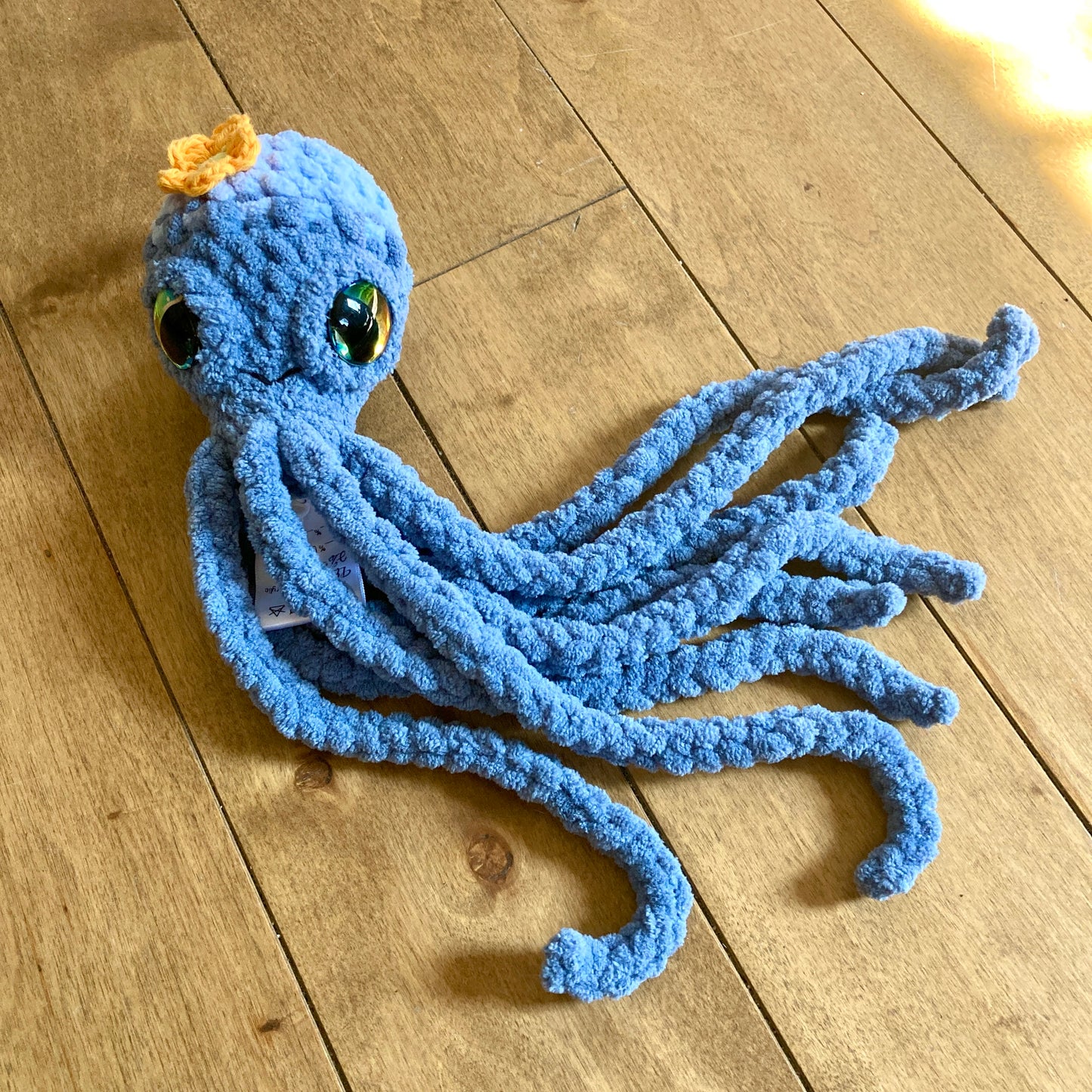 OLLIE LA PIEUVRE bleue - Amigurumi HOCHET avec MAGNIFIQUES YEUX IRIDESCENTS (#1037)