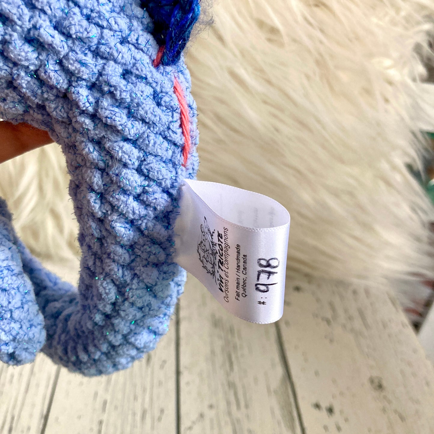 LA LILICORNE SCINTILLANTE, la petit licorne des mers aux jolies couleurs bleues scintillantes (978)