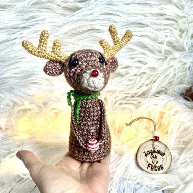 LE RENNE au NEZ ROUGE - PATRON GRATUIT AU CROCHET à télécharger, tutoriel PDF FRANÇAIS ou ANGLAIS