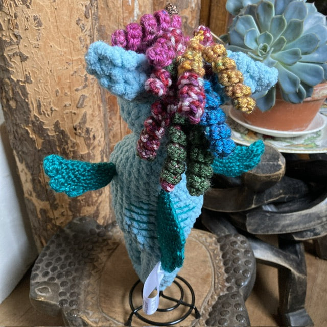 THE SPARKLING UNICORN, the little curly sea unicorn with pretty aquatic colors
