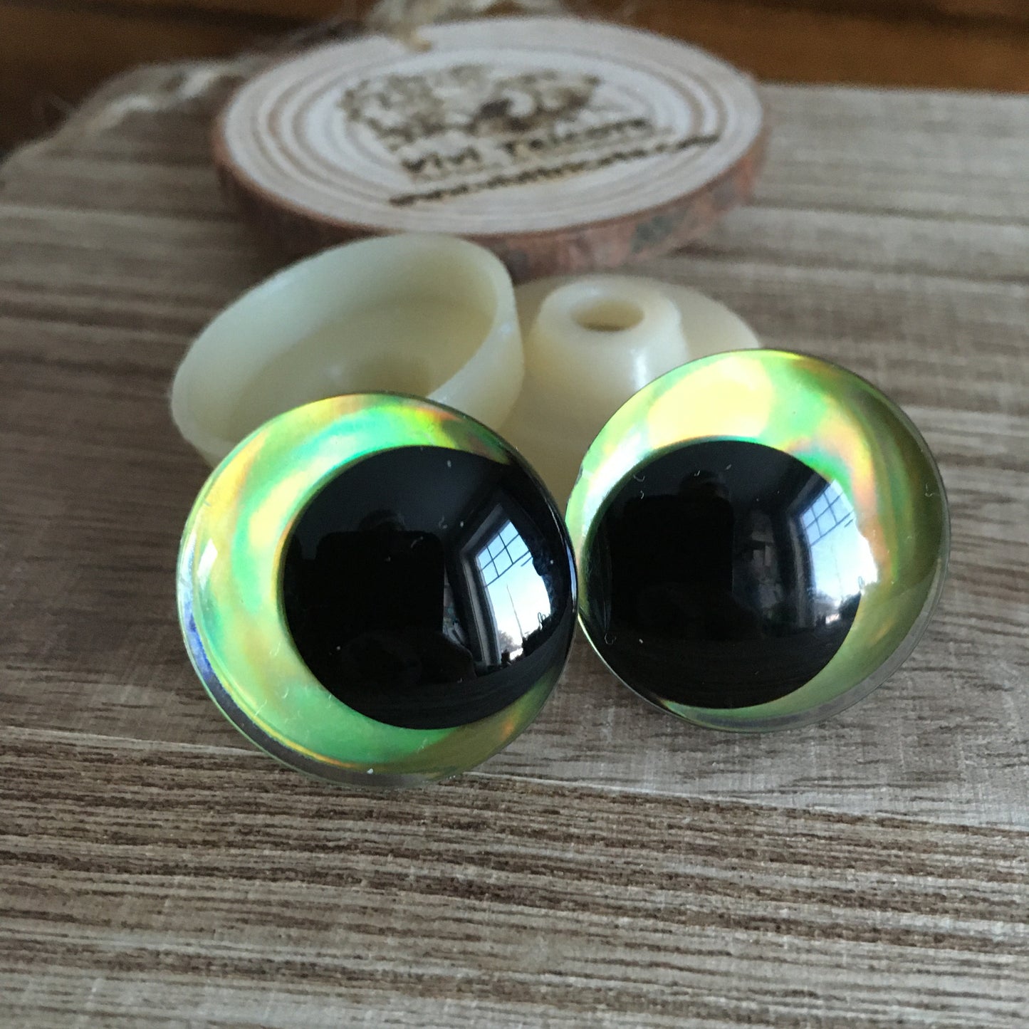 YEUX 3D DEMI-LUNE Jaune-Vert - 14mm - 16mm - 18mm - 20mm - 25mm - 30mm - 35mm