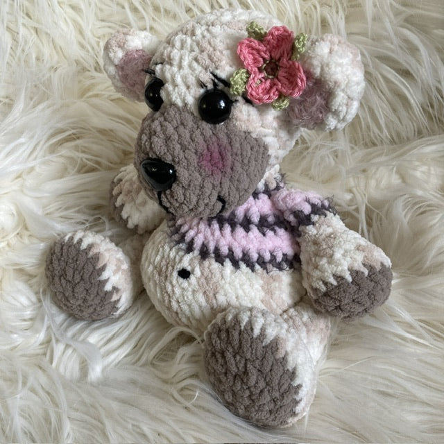 Commande spéciale Micheline Côté - MINNIE L’OURSON POLAIRE