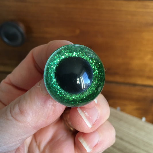 YEUX BLING-BLING couleur 8)VERT / 18mm - 24mm