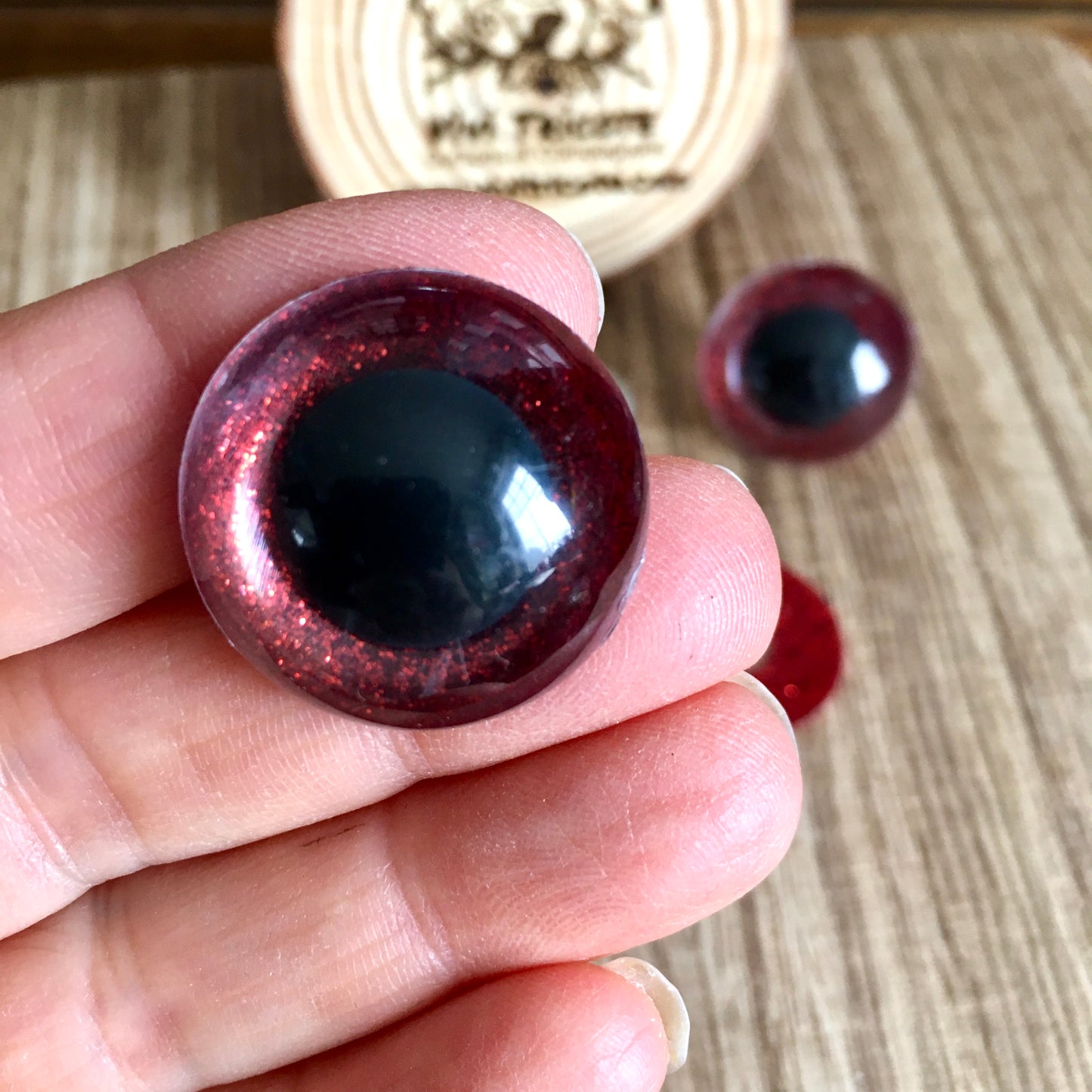 YEUX BLING-BLING couleur 6)ROUGE / 24mm
