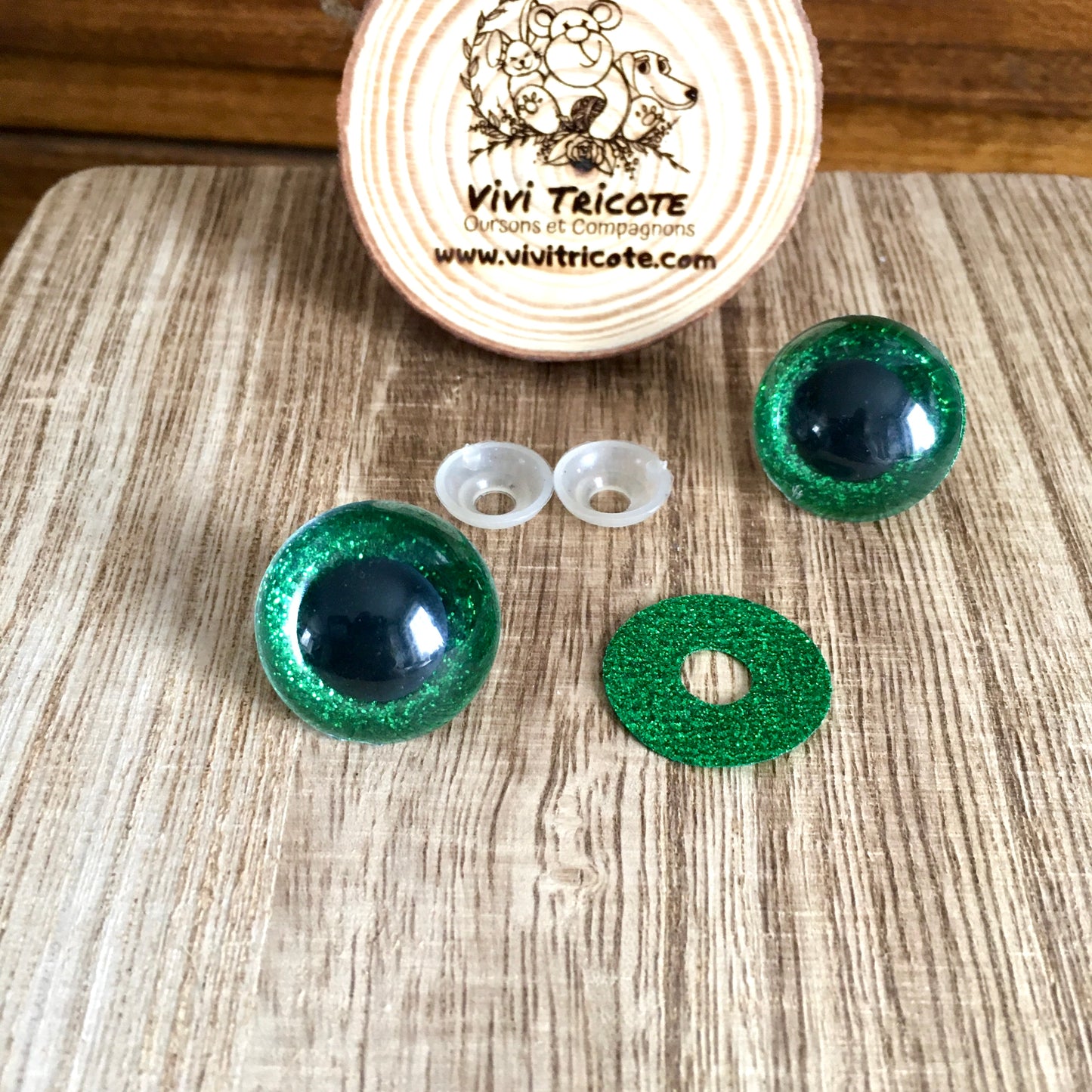 YEUX BLING-BLING couleur 8)VERT / 18mm - 24mm