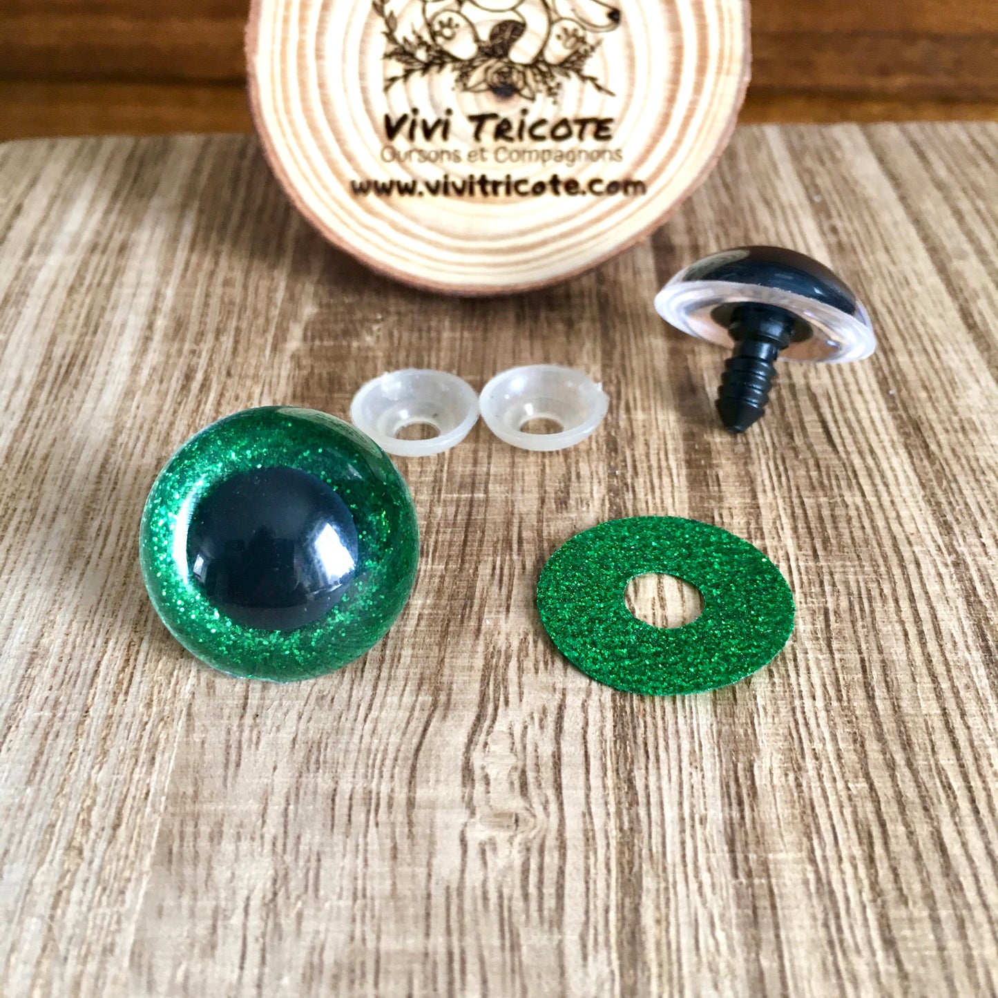 YEUX BLING-BLING couleur 8)VERT / 18mm - 24mm