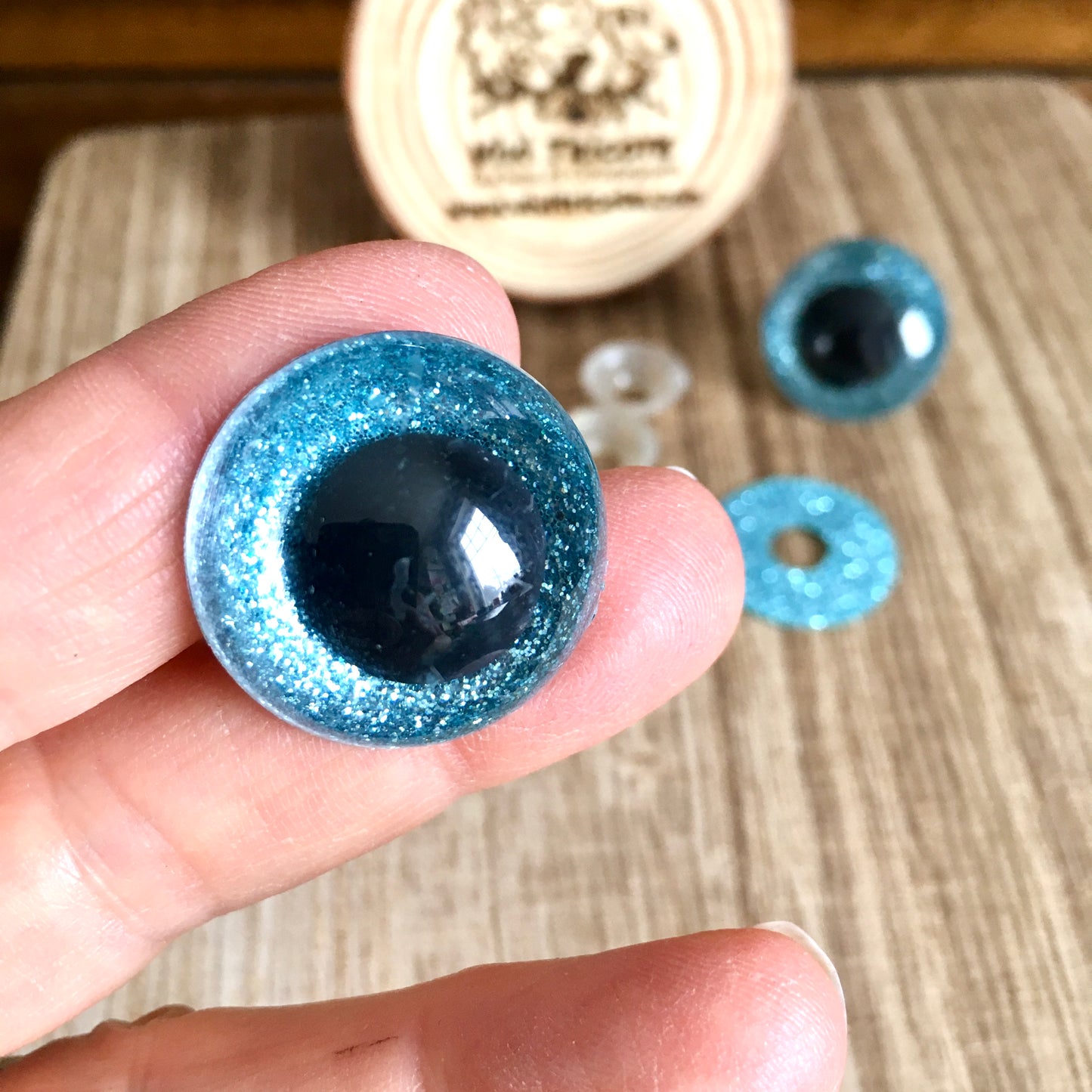 YEUX BLING-BLING couleur 9)BLEU PÂLE / 24mm