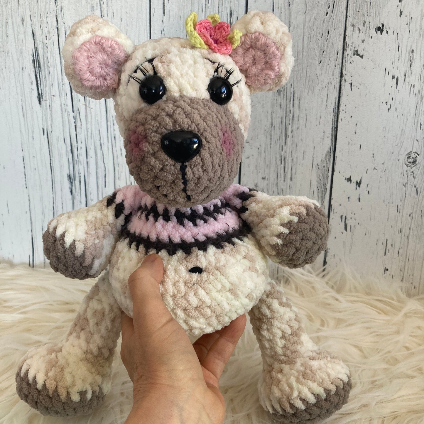 MINNIE L’OURSON POLAIRE - amigurumi à grosse bedaine - peut être personnalisé en PELUCHE DE NAISSANCE