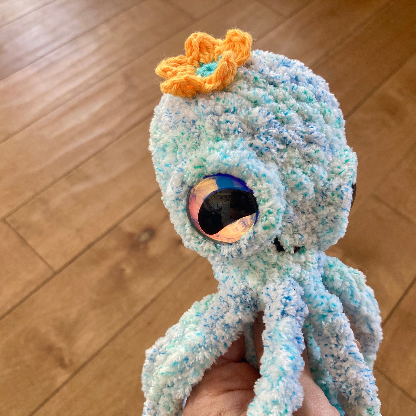 OLLIE LA PIEUVRE mix bleue et turquoise - Amigurumi HOCHET avec MAGNIFIQUES YEUX IRIDESCENTS (#1046)
