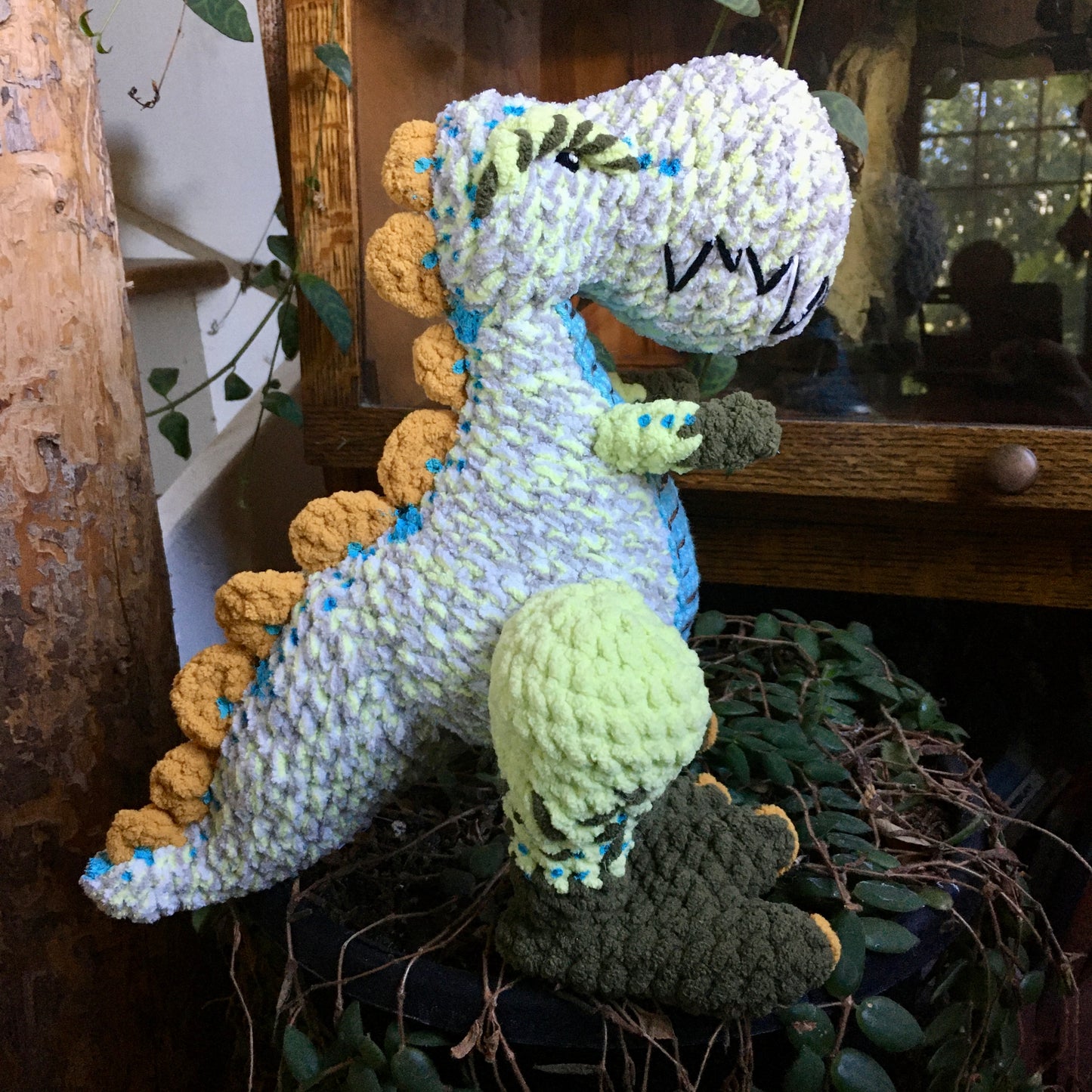 PRÉ COMMANDE - SAMMY le T-Rex à grosse bedaine