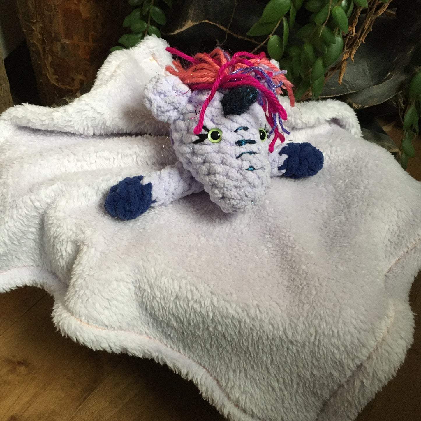 LICORNE HOCHET Toutou-Doudou (871)