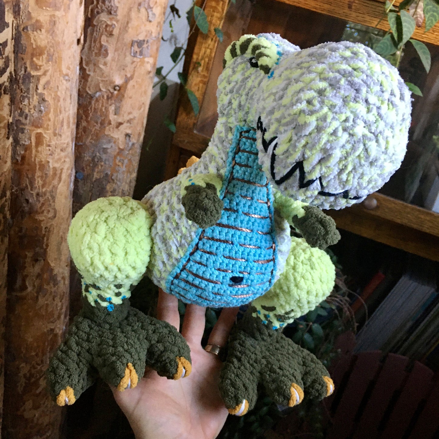 PRÉ COMMANDE - SAMMY le T-Rex à grosse bedaine
