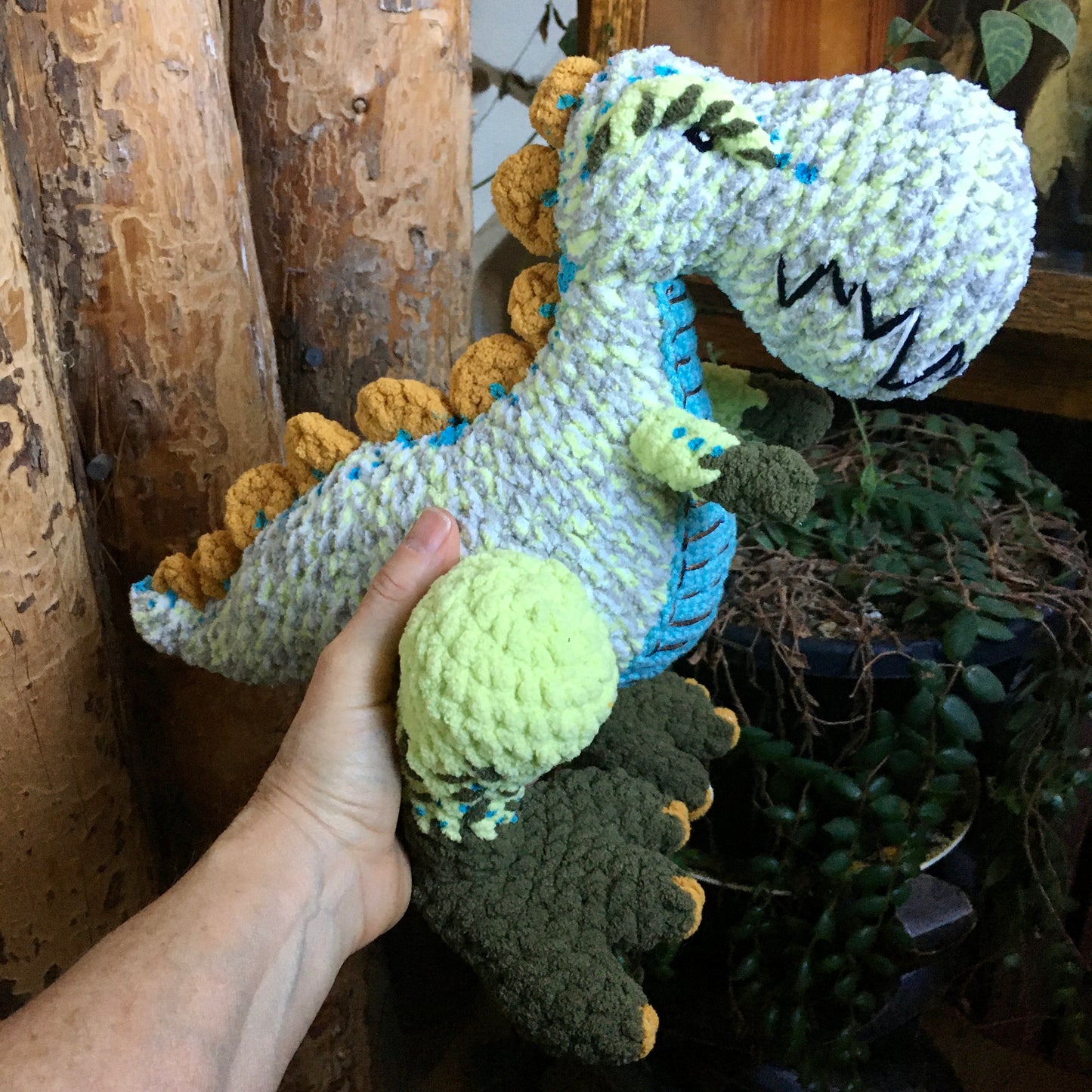 PRÉ COMMANDE - SAMMY le T-Rex à grosse bedaine