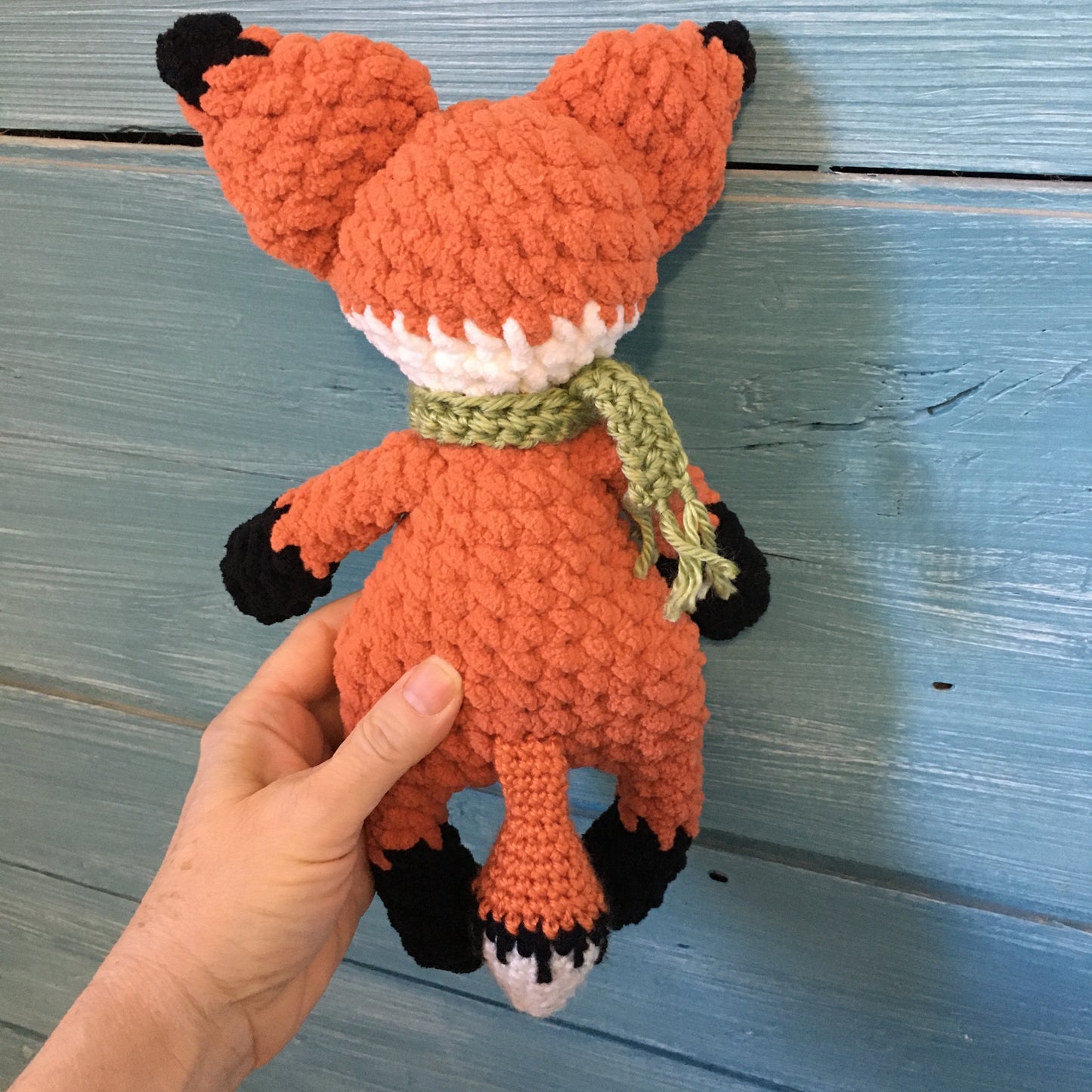 Renardo the little red fox