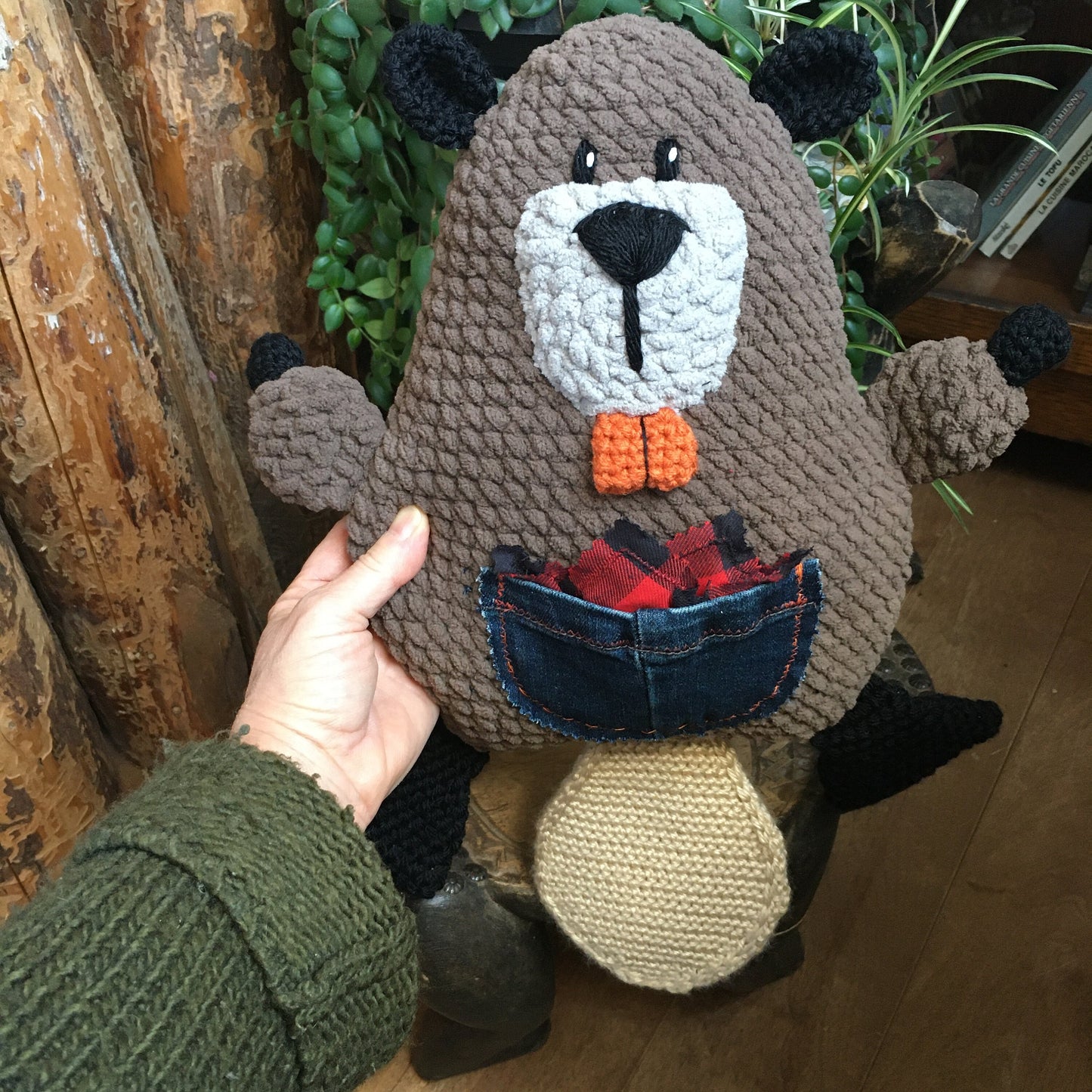 WILBROD le papa castor, Patron au crochet à télécharger, PDF Français et Anglais