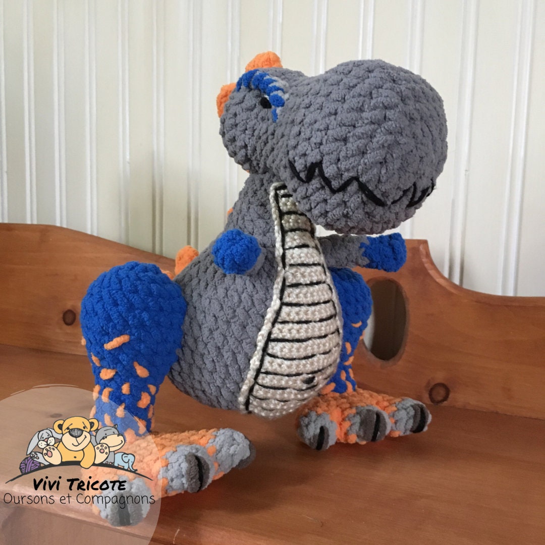 REX LE T-REX, Patron au crochet à télécharger, PDF Français et Anglais